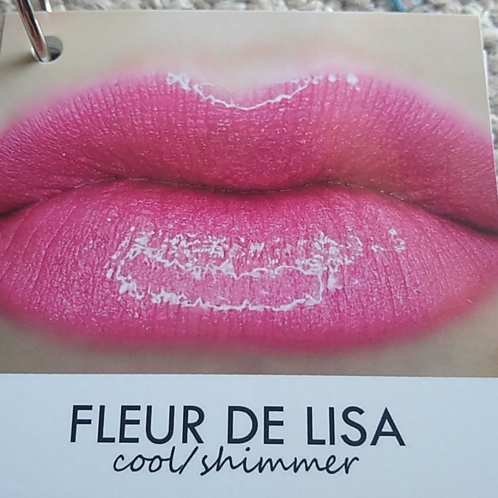 Lipsense  in Fleur De Lisa